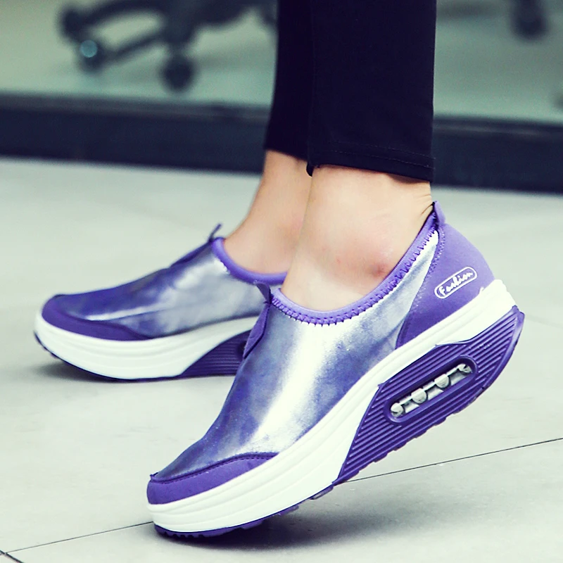 Женская прогулочная обувь; женская обувь из искусственной кожи на танкетке; обувь для танцев; обувь для похудения без шнуровки; женские уличные кроссовки; размеры 34-40