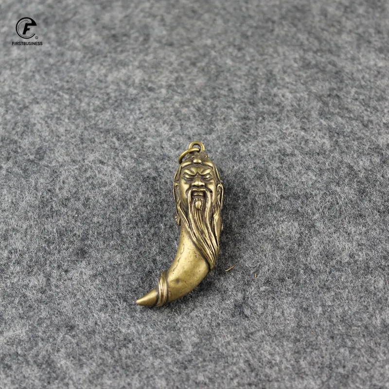 Copper Guan Gong crescent Statue Ornaments Home Decoration Accesories Chinese God of Wealth Key Chains Pendants Puer tea needle