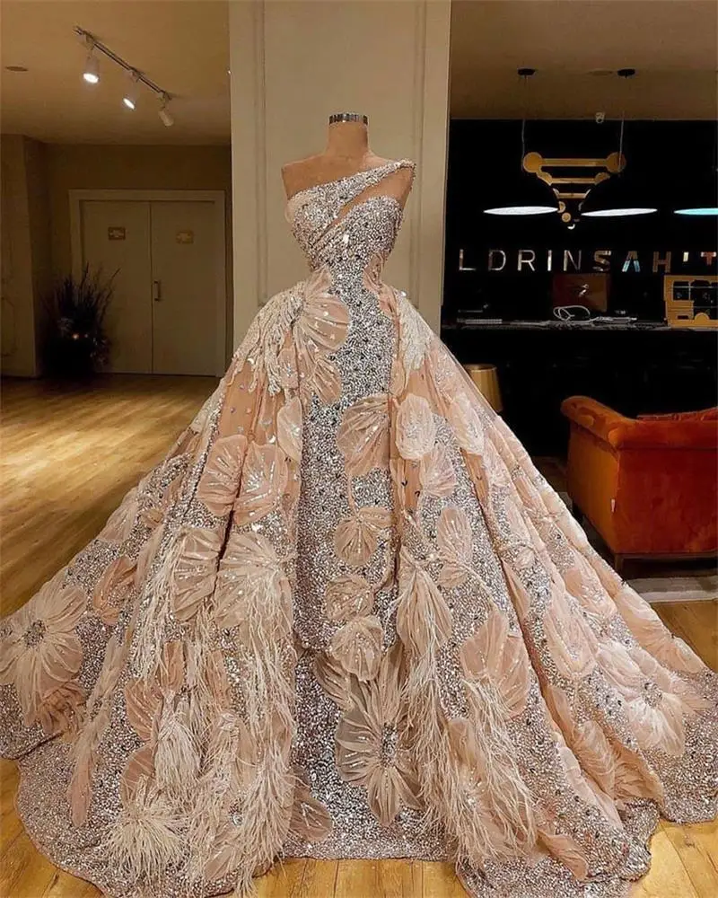 

Champage Arabic Feather Evening Dress With Detachable Train Beaded Prom Dress Lace Formal Party Gowns Vestido De Noiva