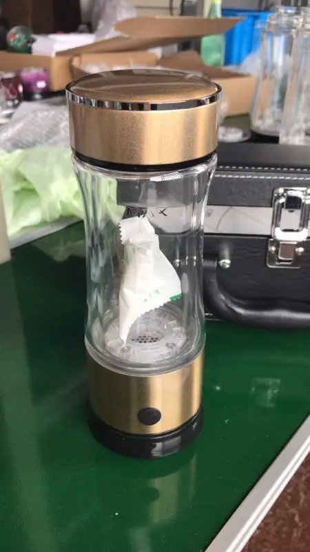 SPE/PEM водородная чашка для воды с выхлопом озона отверстие для воды lonizer поглощает водород машина H2 щелочной воды генератор - Цвет: Зеленый
