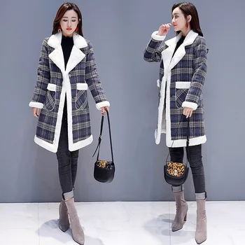 

Real shot lamb fur one coat female long section Korean version of the winter new plus velvet thickening hooded faux