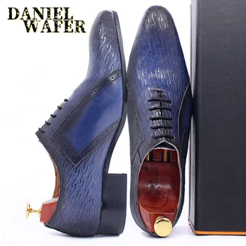 

LUXURY MEN OXFORD SHOES GENUINE LEATHER FASHION RIPPLE PRINTS MEN DRESS SHOES WEDDING OFFICE LACE UP BLACK BLUE FORMAL MEN SHOES