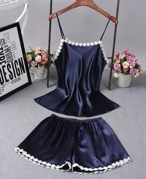 

Temperament and interest clothing The new sexy The new sexy silk suspenders Ladies pajamas sleeveless shorts fun home suit