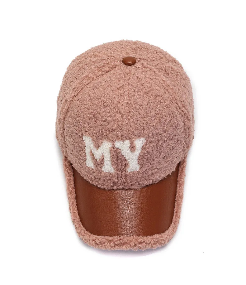 Korean version of the new winter ladies fashion trend letter embroidery baseball cap hip-hop travel warm teddy velvet fitted hat satin lined baseball cap