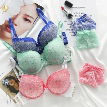 

Sexy Lace Jacquard Ribbon With Chest Pad Gather Bow Bra + Thong Panties Suit Stitching Color Lingerie Sets