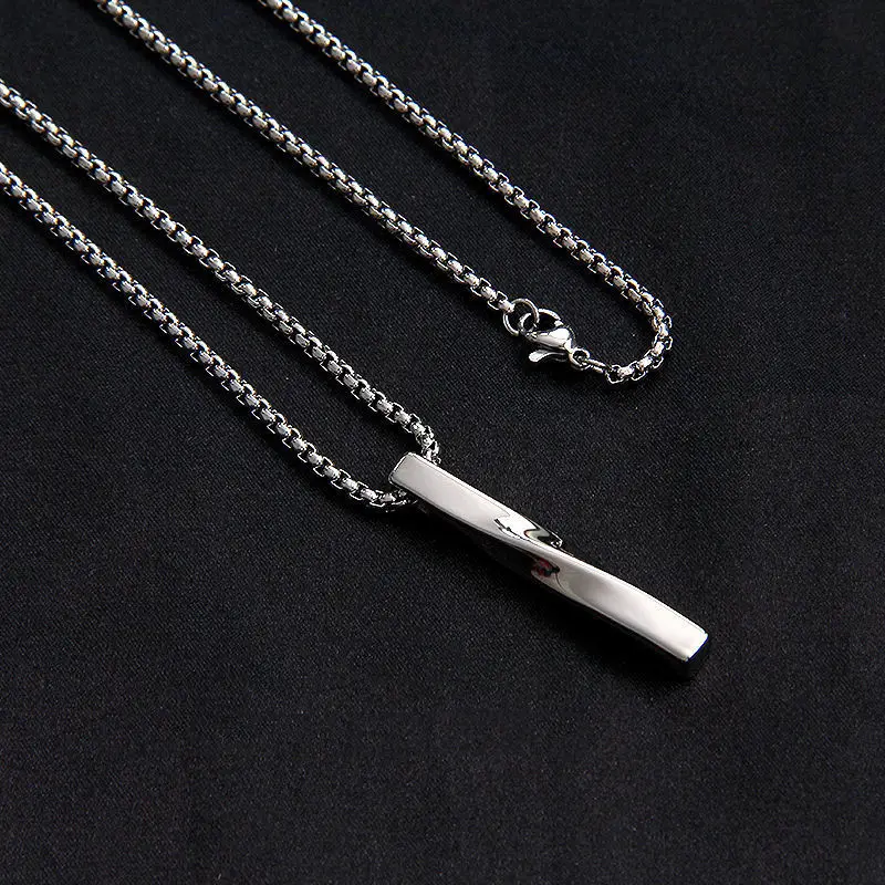2021 Fashion New Black Rectangle Pendant Necklace Men Trendy Simple Stainless Steel Chain Men Necklace Jewelry Gift