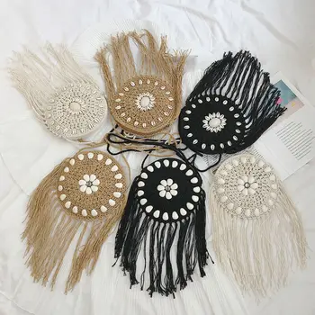 

2019 new fringed straw bag women's beach shoulder bag hand-woven round floral rattan bag