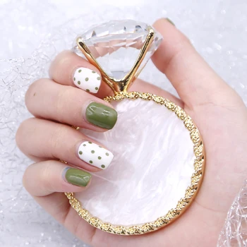 

Showing Tool Exquisite Photo Props Plate Nail Display Stand Art Palette Gift Rhinestone Practical Shelf Multifunctional Portable