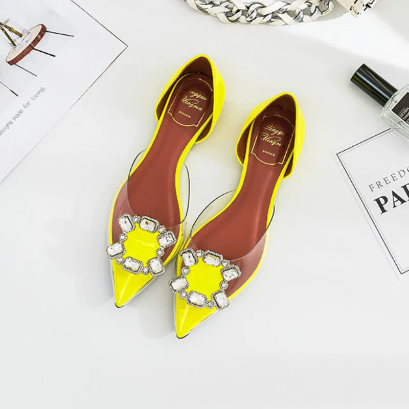 Женская обувь на плоской подошве; прозрачная обувь из ПВХ со стразами; Новинка года; женские удобные кроссовки на плоской подошве с металлическим острым носком; лоферы - Цвет: Цвет: желтый