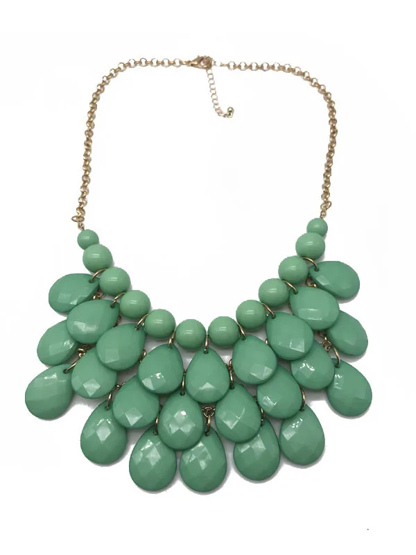 Europe And America Multi-color Water Droplet Surface Cutting Beads Necklace Short Necklace Hand-woven Fan-shaped Resin Necklace