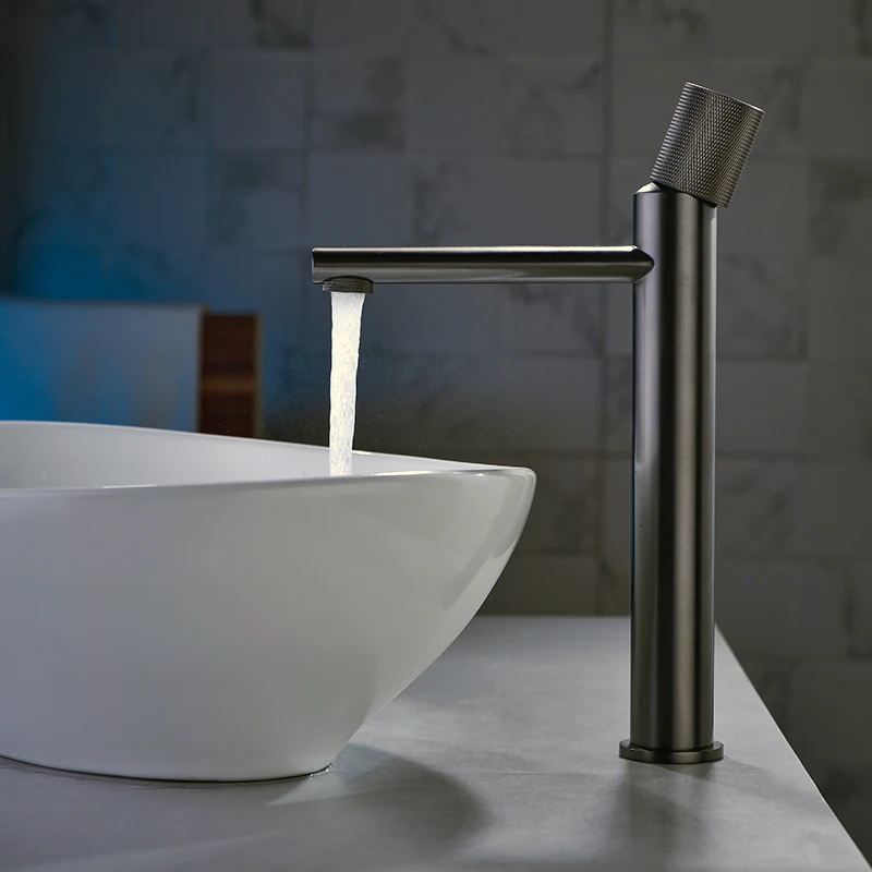 

Смеситель для ванной комнаты, высокий кран разных цветов, металлическая ручка с рисунком Грега, цвет черный/золотой