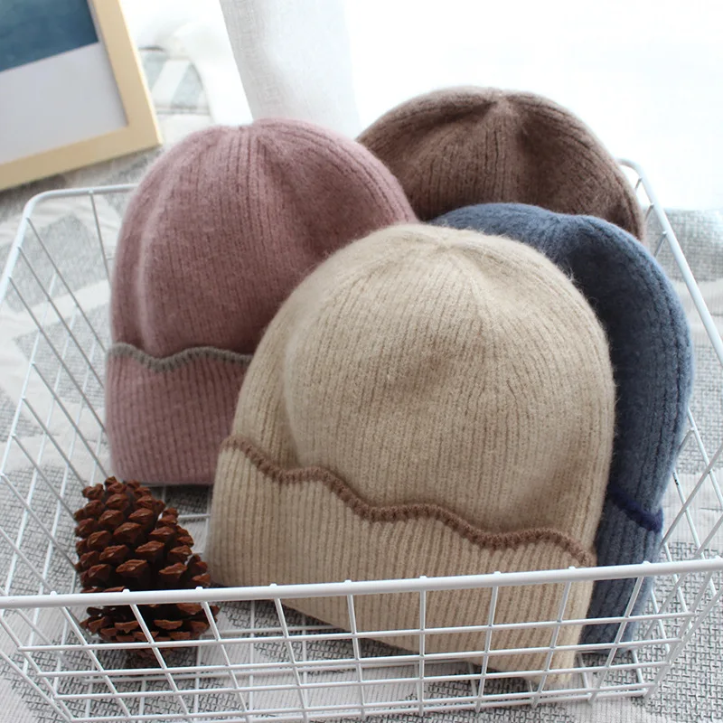 

Korean version of the new flower-edged knitted hat for autumn and winter in 2019,Round-top velveted wavy-edged wool cap