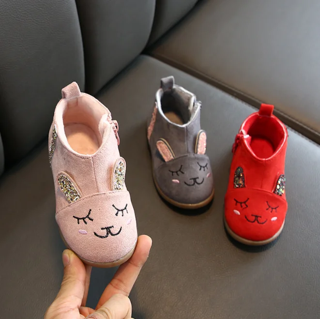 Зимние ботинки для маленьких девочек; теплые детские ботинки из овечьей кожи с мехом; водонепроницаемые ботинки для младенцев; ботинки для мальчиков; нескользящая обувь