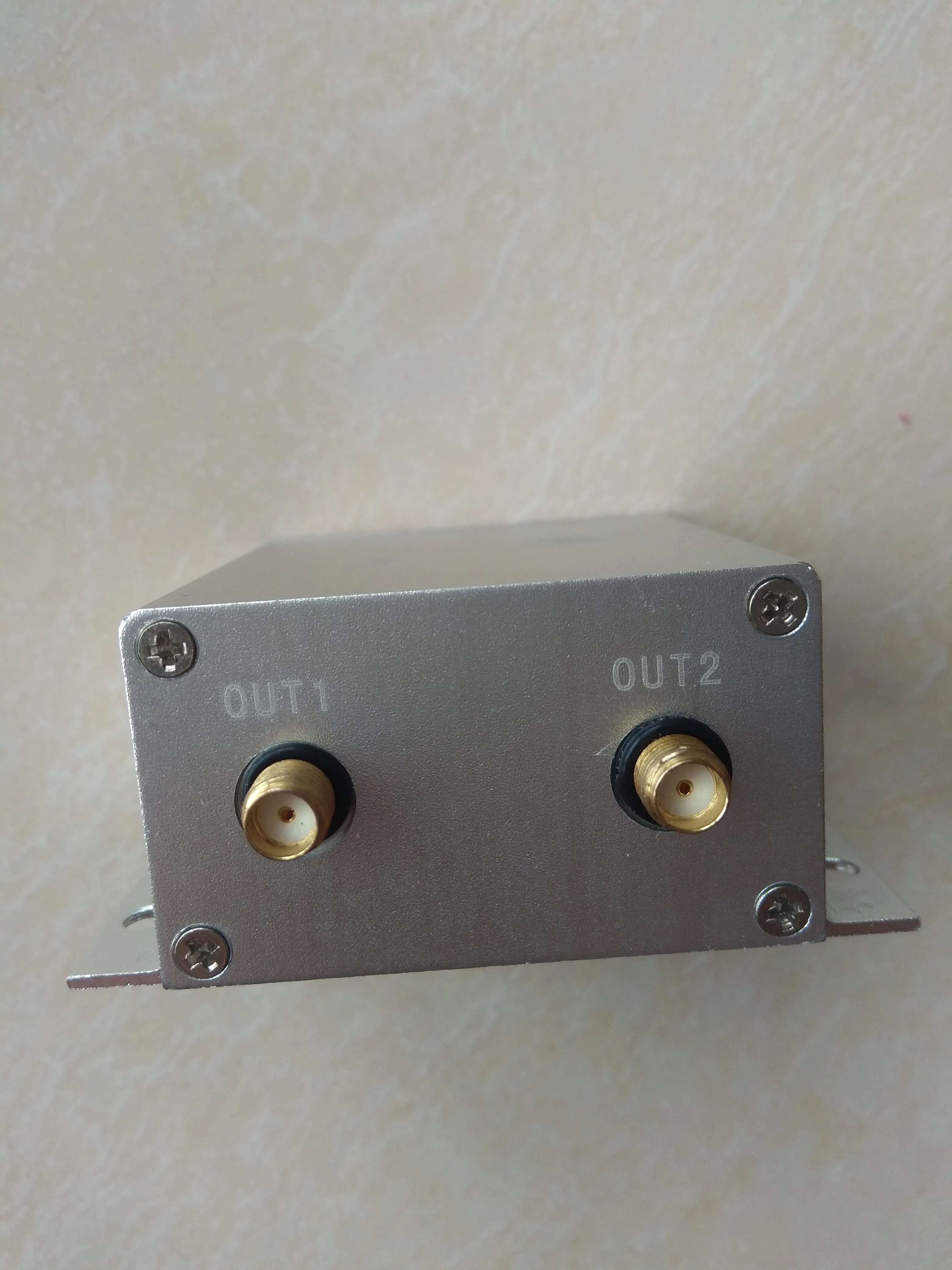 

OCXO constant temperature crystal oscillator 10MHz 0.01ppm compatible with USRP b210