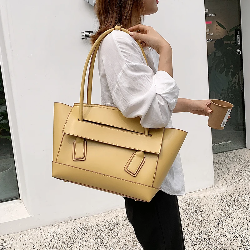 

2019 European Long Handle Wings Catfish Bag Large Capacity Tote Messenger Bag Latest Version Wild Simple Baguette Shoulder Bag