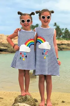 

Explosion models 3-7 years old children sleeveless stripes left and right rainbow stripes printing sisters children's dress