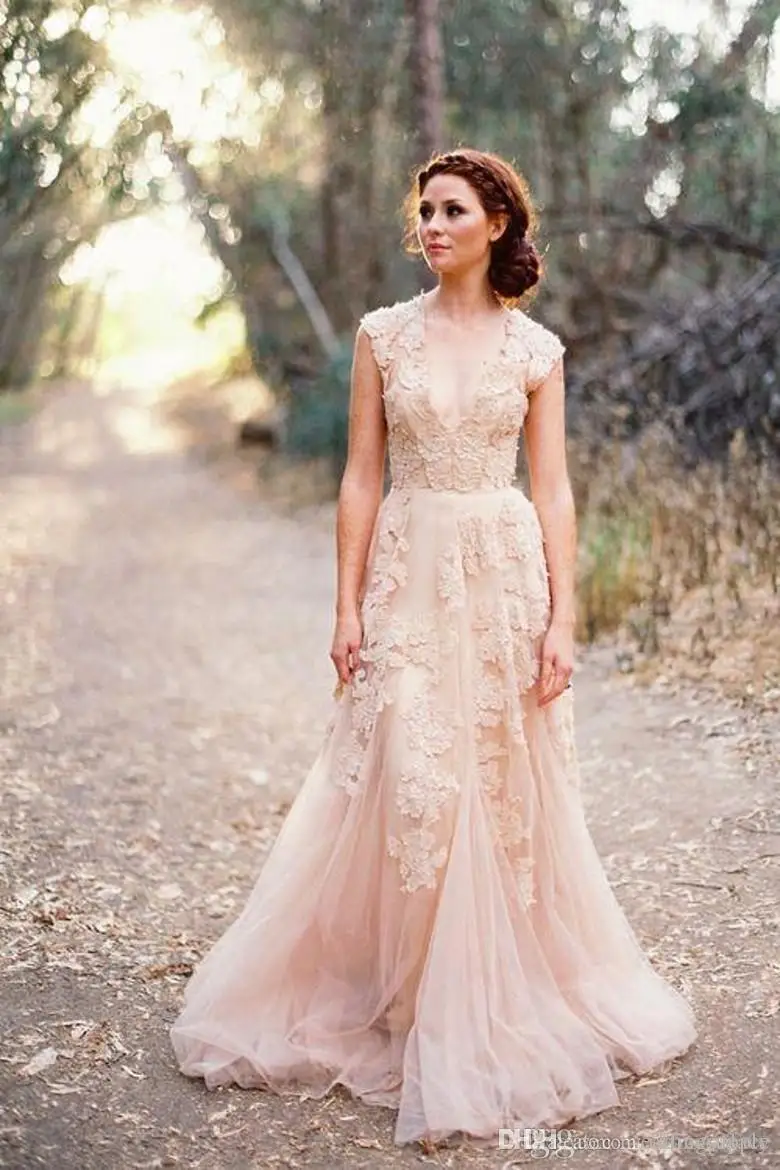 2020 Blush Lace Wedding Dresses V Neck Cap Sleeves Reem Acra Puffy Bridal Gowns Vintage Country Garden A-line Floor Length Wedding Gowns