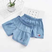 Летние Новые Стильные шорты из тенселя в Корейском стиле с вышивкой в виде клубники и кота для девочек