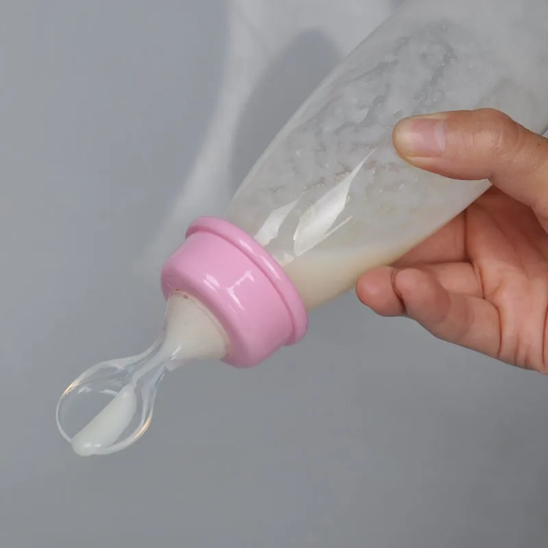 

Useful Safety Silicone Baby Bottle With Spoon Food Supplement Rice Paste Feeding Bottles Convenient and practical 240ML