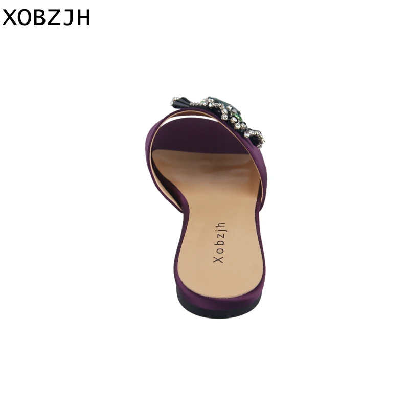 flat sandals