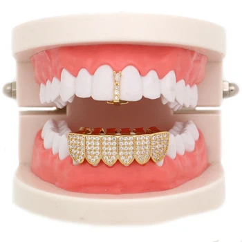 

Iced Out Gold Color Color Teeth Grillz For Wiomen Men Top Bottom Crystal Grills Mouth Fake Teeth Caps For Party Tooth Jewelry