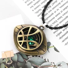 Los vengadores de Marvel Doctor extraño Ojo de Agamotto de Metal colgante brillante infinito tiempo collar de piedras llavero figuras en miniatura de juguete