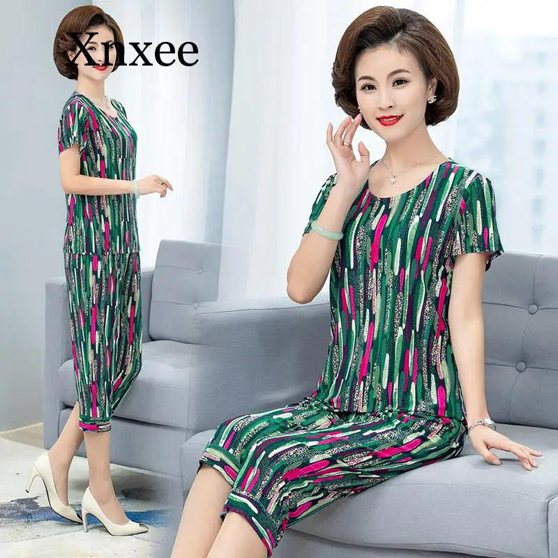 

Summer Middle-aged Sporting Two piece set Womens Printed Short sleeve T-shirt & Pants Sets Female Large size Loose Tracksuit 5XL