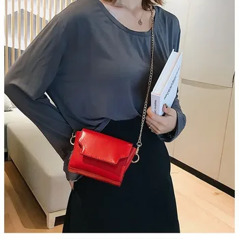 

2020 new fashion chain small square bag Korean version wild fairy street simple shoulder messenger bag