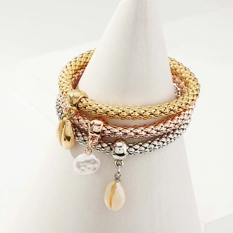 

Three Shell Bracelet Set Metal Stainless Steel Bracelet Grey Pink Yellow Couple Bracelet Popular Exquisite Jewelry Gift Party