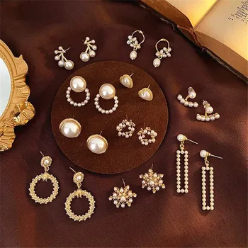 

South Korea female temperament pearl earring 2019 new tide geometry senior long pendant earrings earrings Female wedding party