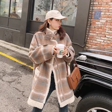 MISHOW, зимнее женское Шерстяное плотное пальто в клетку, женское винтажное Свободное пальто с отворотом, длинный рукав, средней длины, Толстая куртка MX19D9578