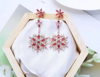 

Korean version light luxury micro zircon inlaid two color flower delicate luxury Earrings temperament versatile luxury Earrings