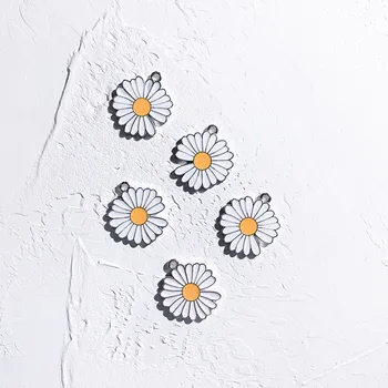

10pcs/pack Enamel Chrysanthemum Charms White Sun Flower Alloy Gold Tone Pendants Bracelet Jewelry Making Accessory XL525