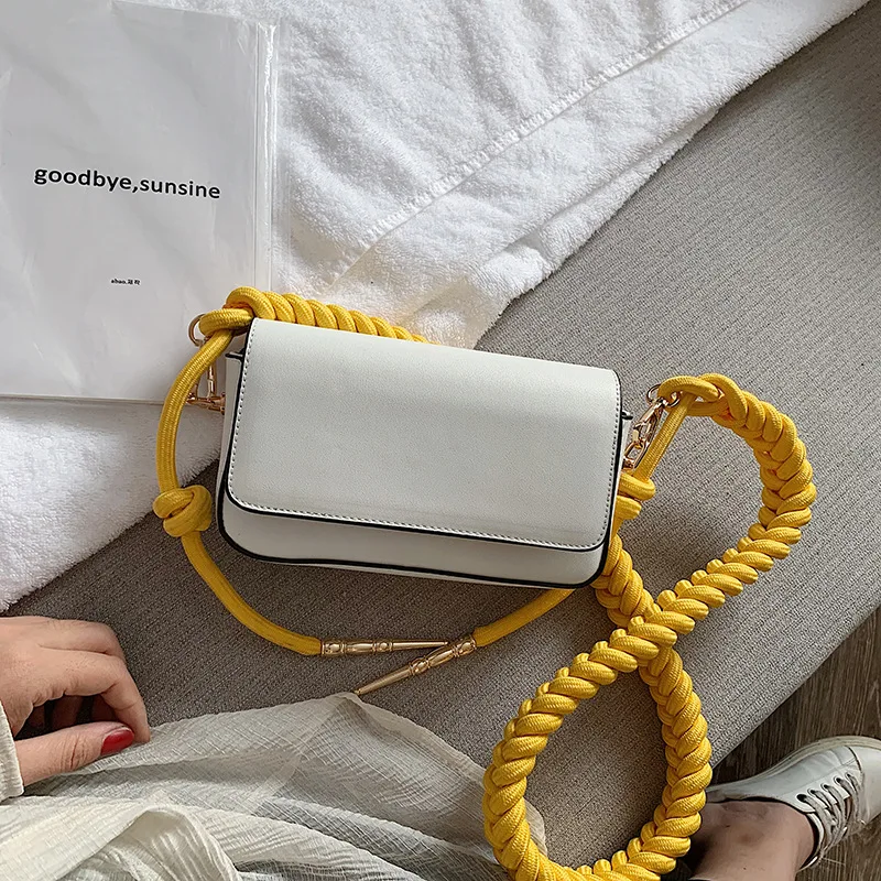 

Women Messenger Bag Simple 2019 New Famous Brand Designer Handbag Fashion Small Square Small Crossbody Bag Braided Shoulder Bag