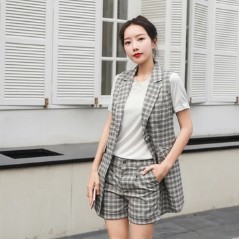 

Summer Elegant Sets Women Two Piece Outfits New Suit Collar Sleeveless Plaid Vest Coat + High Waist Shorts Suits 2 Piece Set
