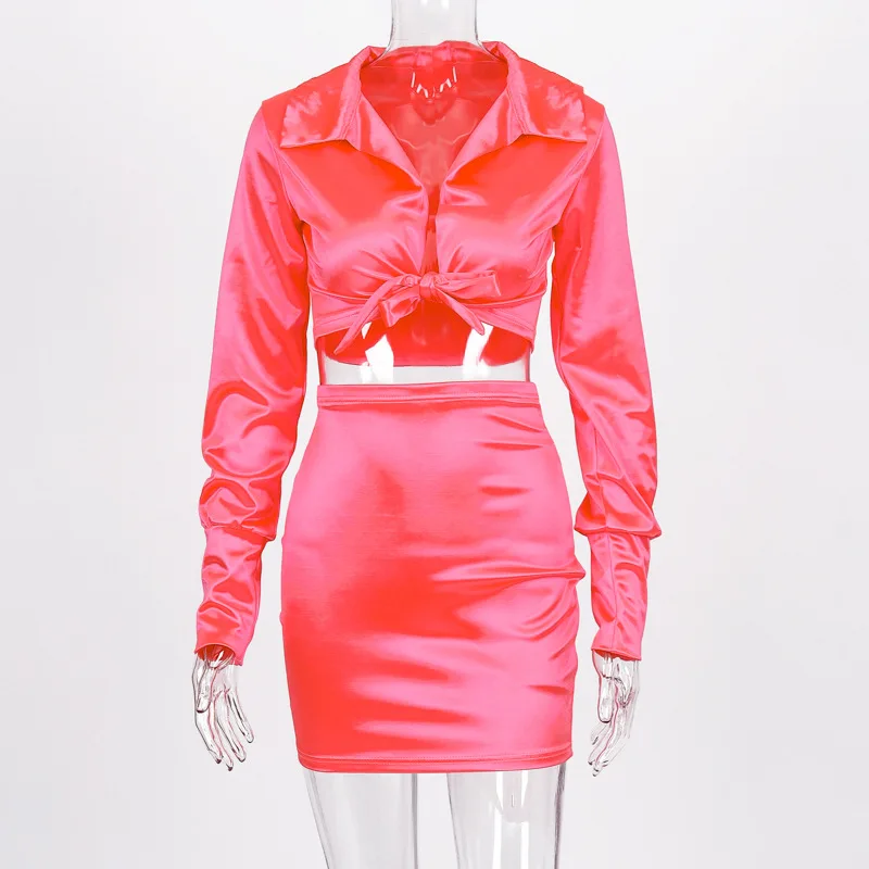 Gtpdpllt сексуальные модные Сатиновые подходящие комплекты для женщин с v-образным вырезом Вечерние шелковые комплекты из 2 предметов с длинным рукавом бандажный комплект: укороченный топ и юбка - Цвет: Розовый