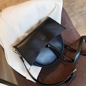 

Ins Hot PU Leather Saddle Bags For Women 2020 Fashion Semicircle Chic Shoulder Messenger Bag Lady New Tide Small Travel Handbags