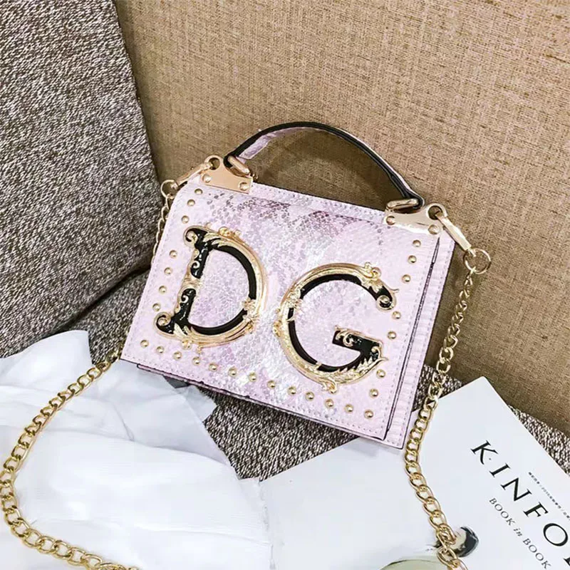 

New snake pattern Women's handbag Famous Designer Ladies rivet shoulder Messenger Bag letter decoration lady small square Bags