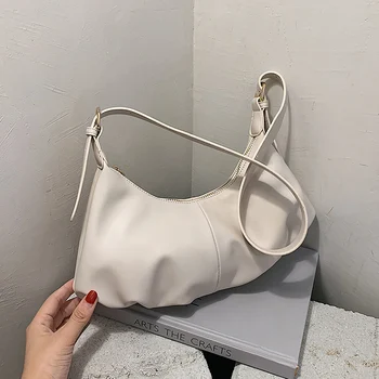 

Autumn New Ins Super Fire Bag Female 2020 Net All-match Shoulder Messenger Bag Fashion Underarm Bag Korean Version of The Red PU