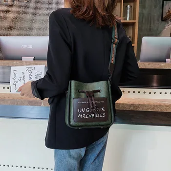 

Small Wide Strap Shoulder Women's Bag Unique Design Letter Crossbody Bags Laday Luxury Matte Leather Bucket Bag Petit Sac A Main