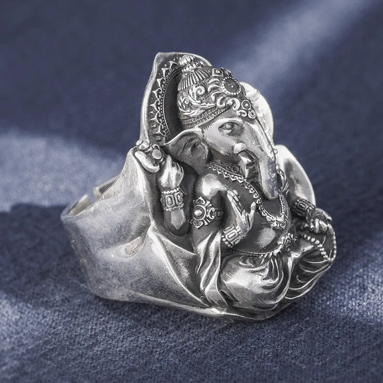 Ganesha Ring - Large Men's Ring - Oxidized 999 Silver - Mantrapiece