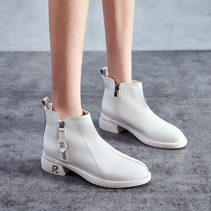 Martin boots women's new short boots thick heel autumn and winter women's shoes round head women's leather boots