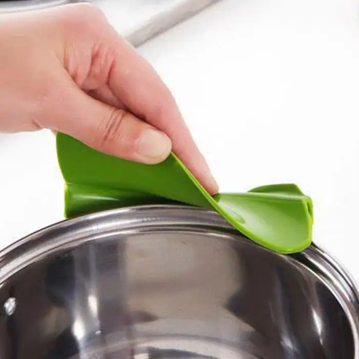 Silicone Anti-spill Drain Pans Round Rim Deflector Liquid Soup Diversion Mouth Cooking Kitchen Tools FBE2