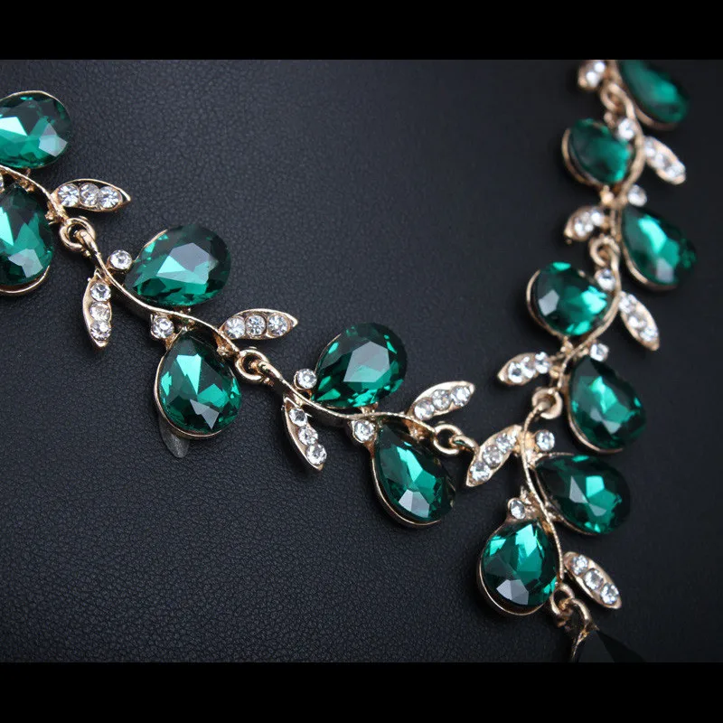 Bridal jewelry set