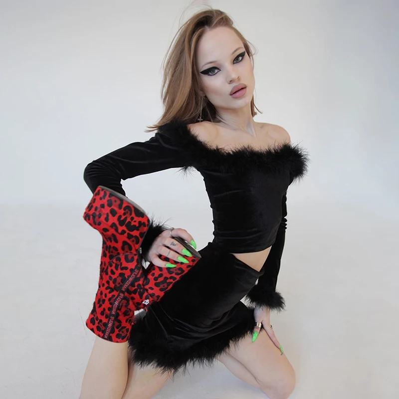 

Gothic Black 2 Piece Set Feathers Splice Slash Neck Off Shoulder Slim T Shirt And High Waist Skirt Women Winter Sexy Punk Suit