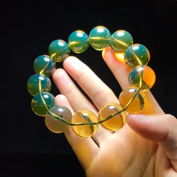 

Mexican natural amber blue amber 2a bracelet Gram weight: 37.83 grams With natural volcanic ash, pure natural original flavor, s