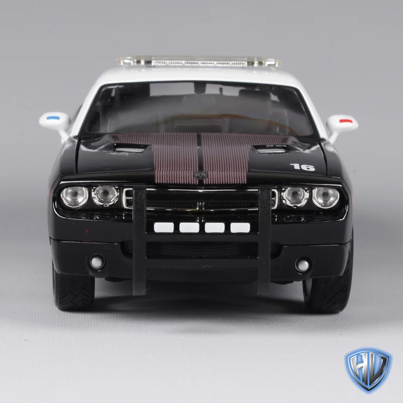 Maisto 1:18 2006 Dodge Challenger концепция полицейской машины литой под давлением 275*115*73 модель автомобиля роскошный автомобиль Коллекционирование для мужчин 31365