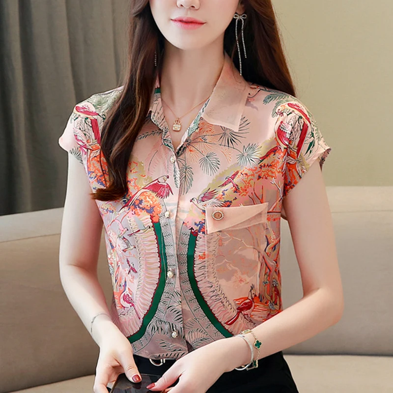 

Chiffon Shirt Shorts Sleeve 2020 Summer New Blusas Women's Top Loose Plus size Printed Women blouse Korean Fashion Clothing 615A
