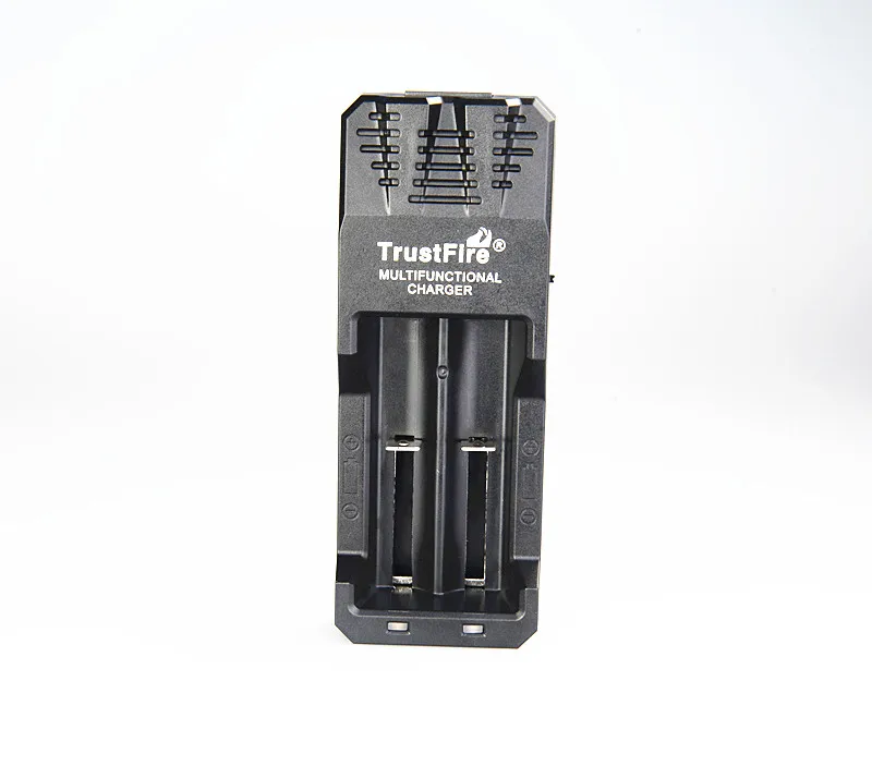 TrustFire TR-015 2 слота литий-ионная батарея зарядное устройство+ 2 шт TrustFire защищены 18650 3,7 V 2400mAh перезаряжаемые литиевые батареи