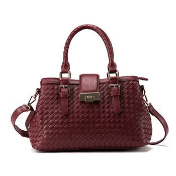 

2020 Spring and Summer New Women's Bag Classic Woven Ladies Shoulder Bag Messenger Bag European and American Women's Handbag